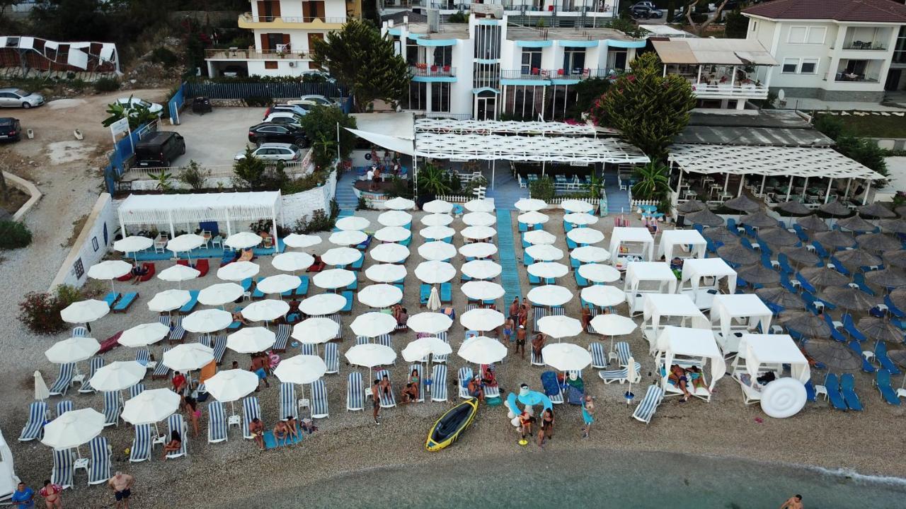 Cocktail & Dreams - Beach Hotel Sarandë Esterno foto