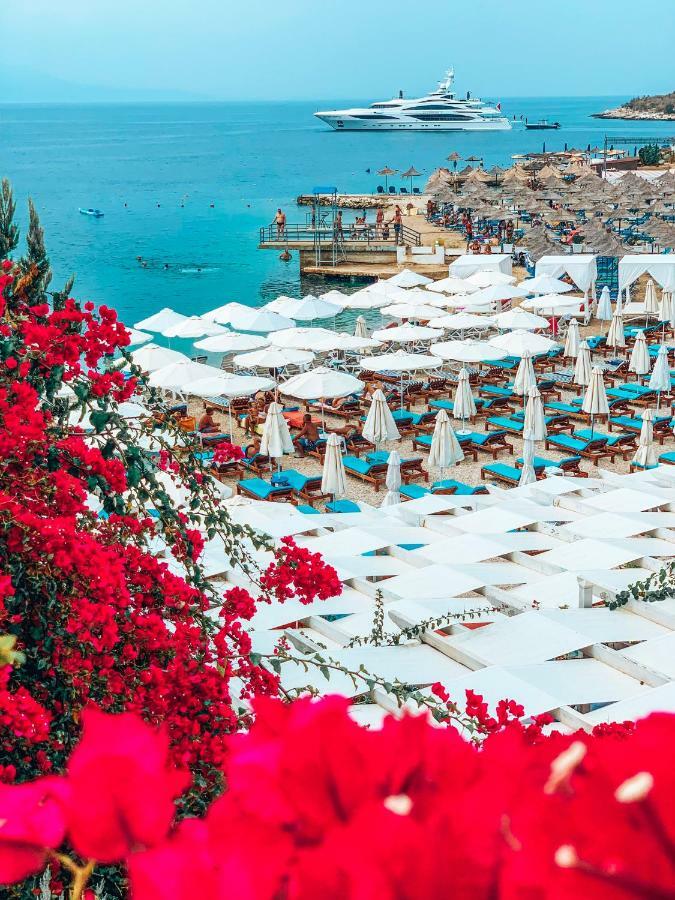 Cocktail & Dreams - Beach Hotel Sarandë Esterno foto